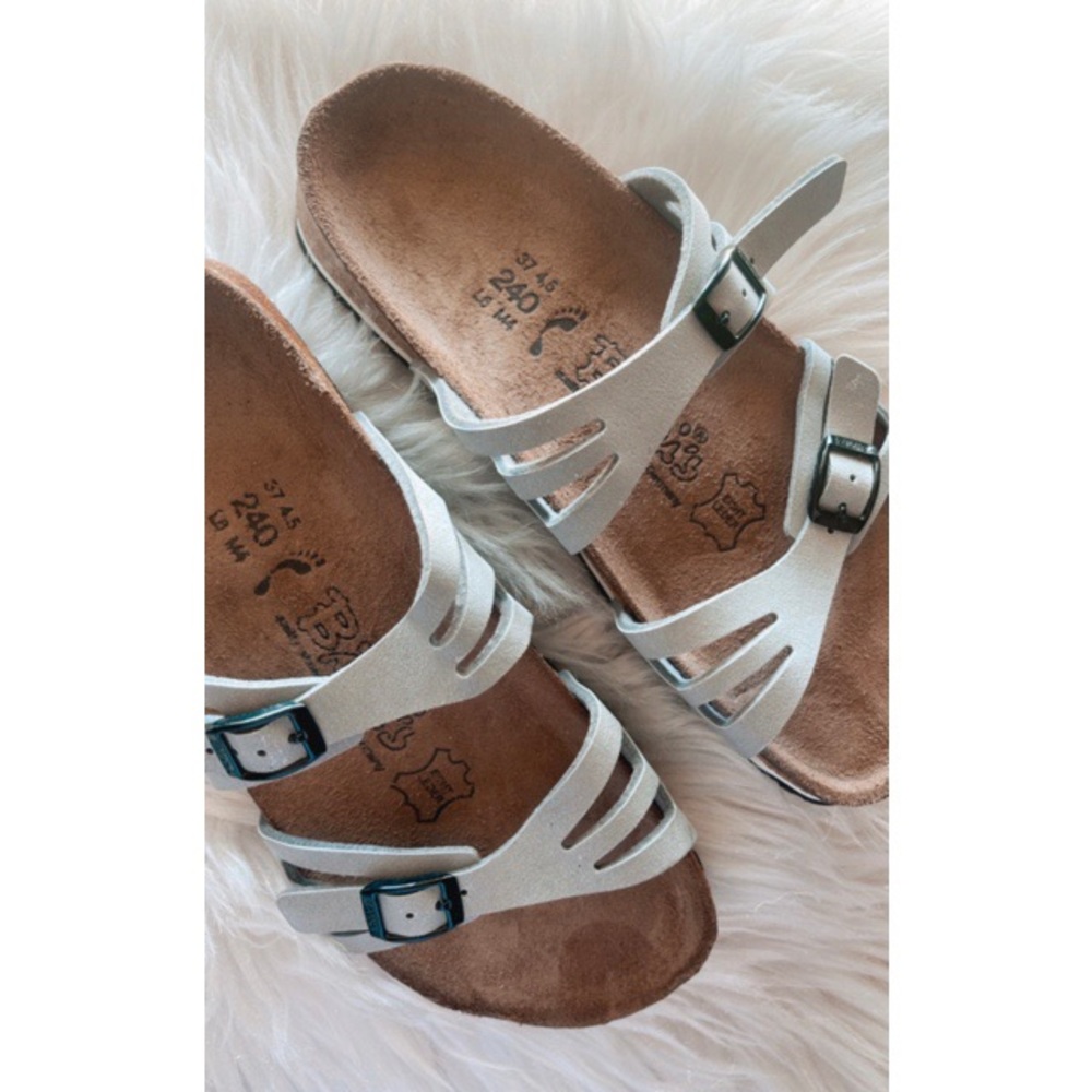 BNWOT Birkis Silver Granada Narrow